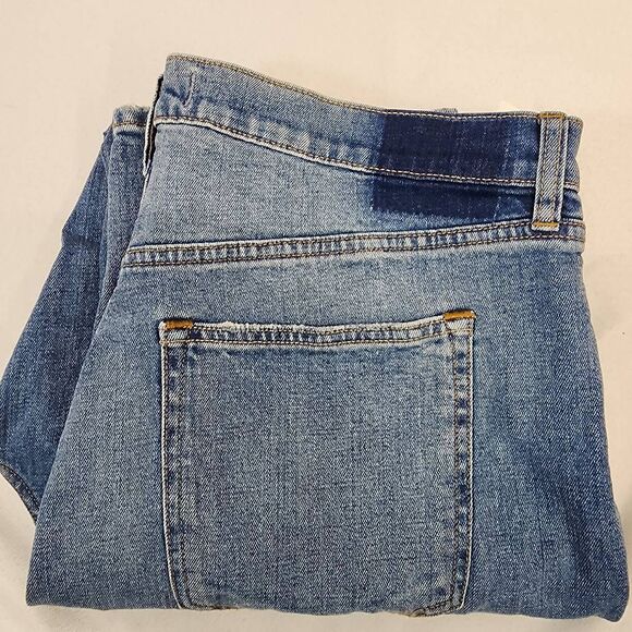 Abercrombie & Fitch Ultra High Rise The Ankle Straight Denim Jeans 33 Long NWT - Picture 9 of 9